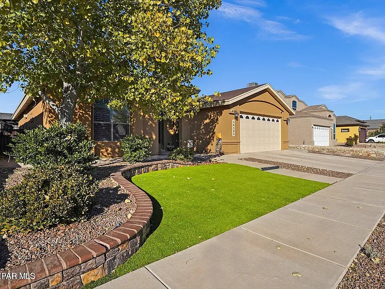 14125 Rainbow Point Dr — Photo 3
