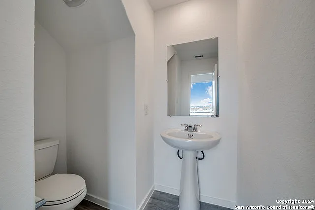 3704 Millbrook Way — Photo 16