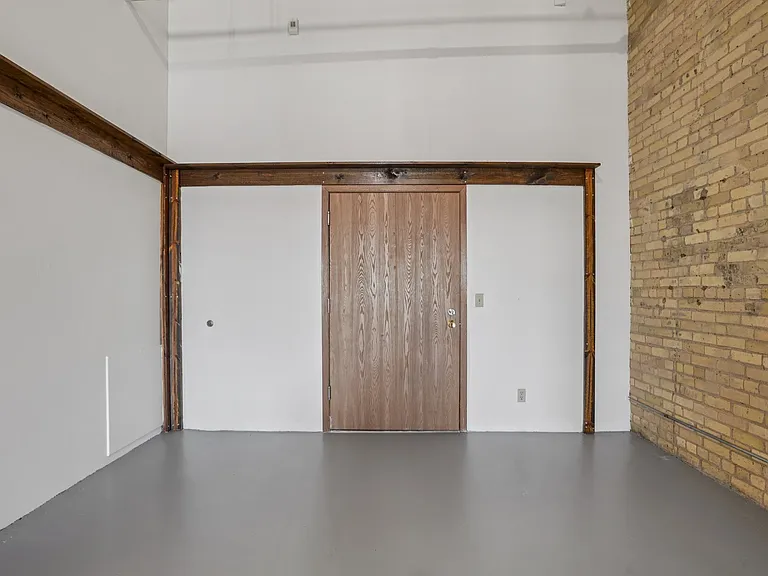 Artspace Northern Warehouse — Photo 12