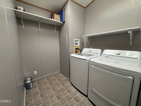 5th image of 4117 W Arlington Dr