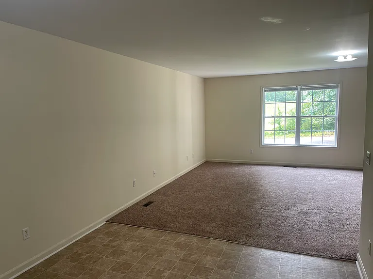 452 Bryce Dr — Photo 5