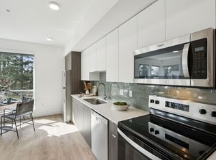 Welcome to Burnside Bluffs Your New Urban Retreat!, Portland, OR 97233
