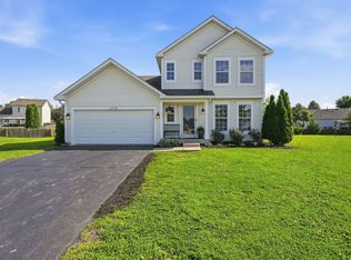 1316 Sherborn Ct N, Minooka, IL 60447