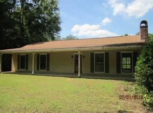 14317 Crater Lake Dr, Covington, LA 70433