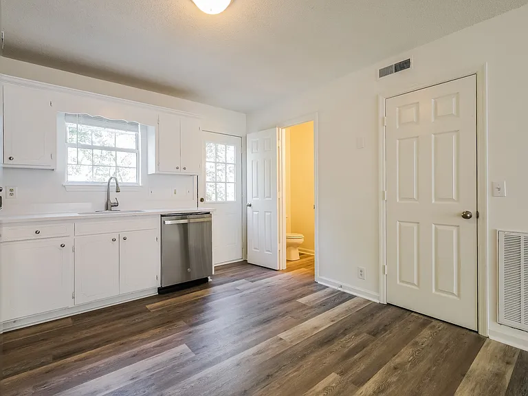 010-photo-kitchen-14874835 010-photo-kitchen-14874835