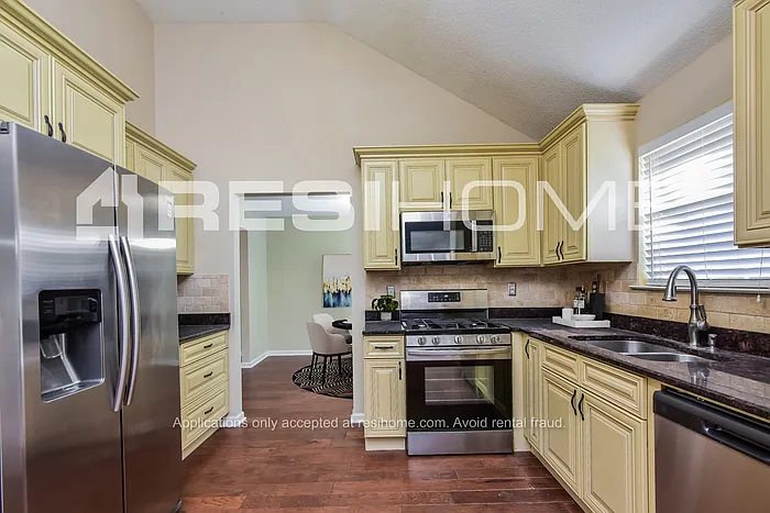 Building Photo - 3395 Spring Mesa Dr