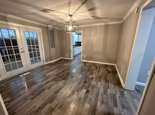 204 Garrison Rd, Hohenwald, TN 38462