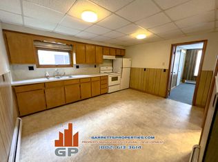 90 High St APT 1, St Johnsbury, VT 05819