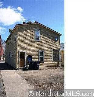 3rd image of 779 Cortland Pl