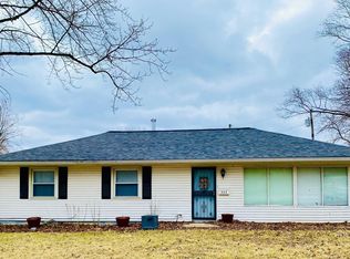 323 W Highland Ave, Marion, IN 46952