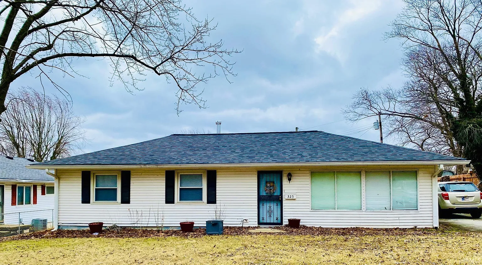323 W Highland Ave photo 1