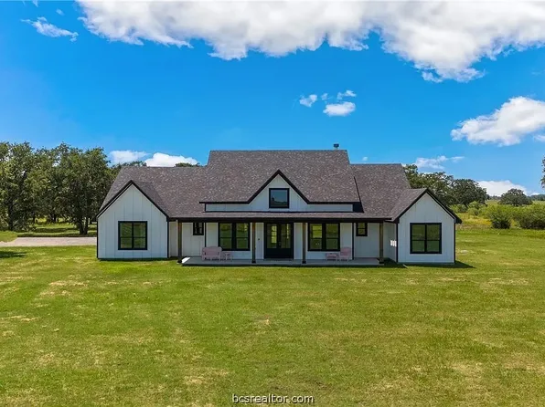 5265 Turner Ln, Midway, TX 75852