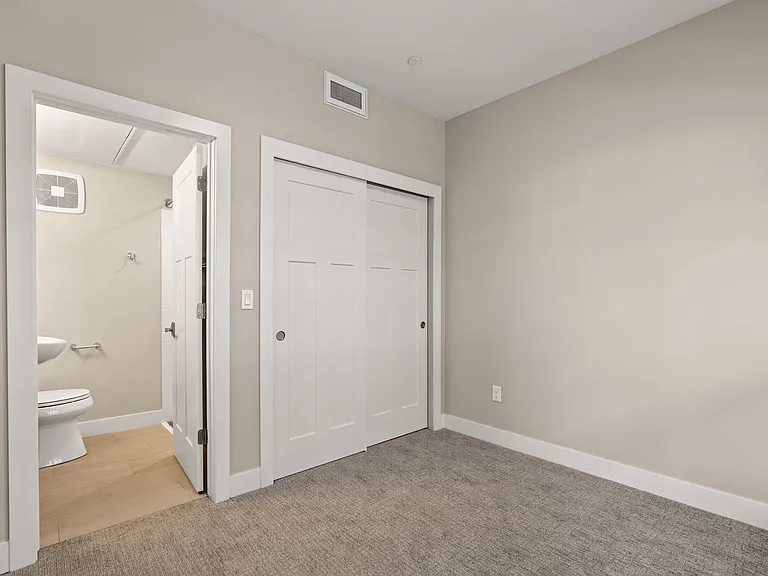 202 W Baseline Rd — Photo 13