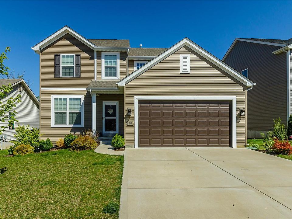 1st image of 68 Huntleigh Woods Ct
