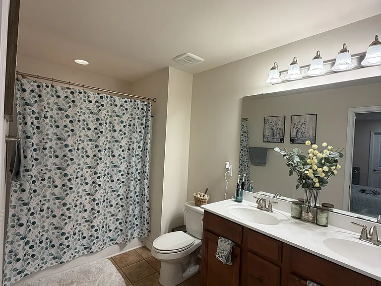 11611 Elizabeth Madison Ct — Photo 14