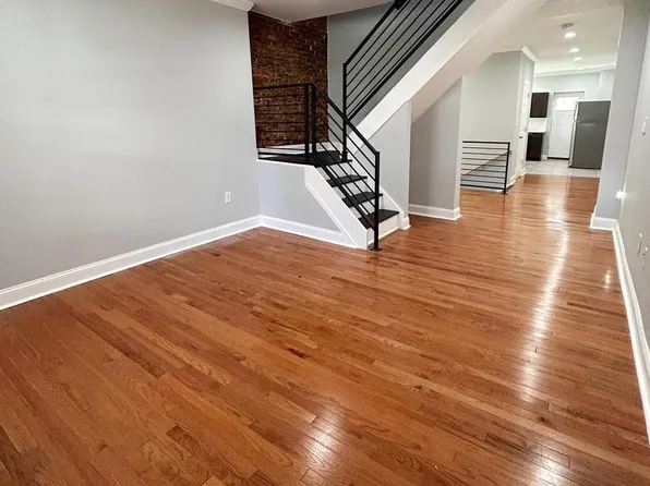 709 Belgian Ave, Baltimore, MD 21218