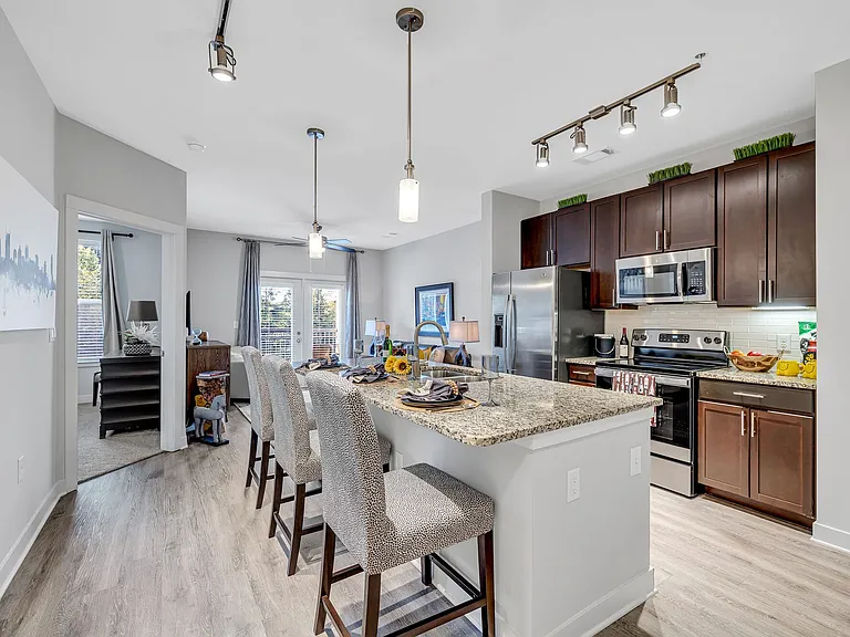 Artessa Apartments — Photo 16