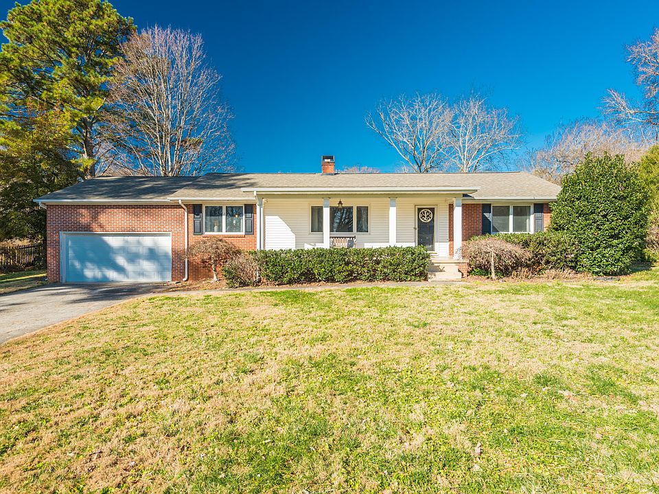 1st image of 6831 Dorchester Dr