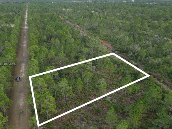 215 Ixora Dr, Indian Lake Estates, FL 33855