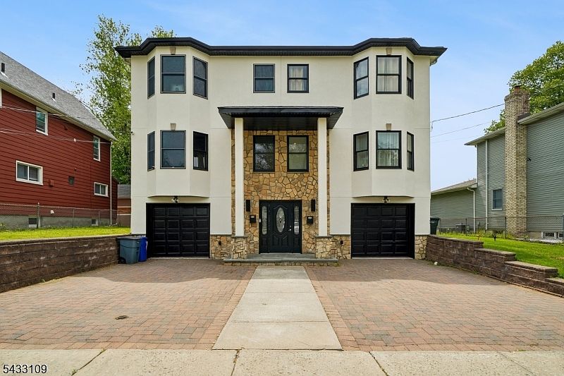 1st image of 268 Bell Ave