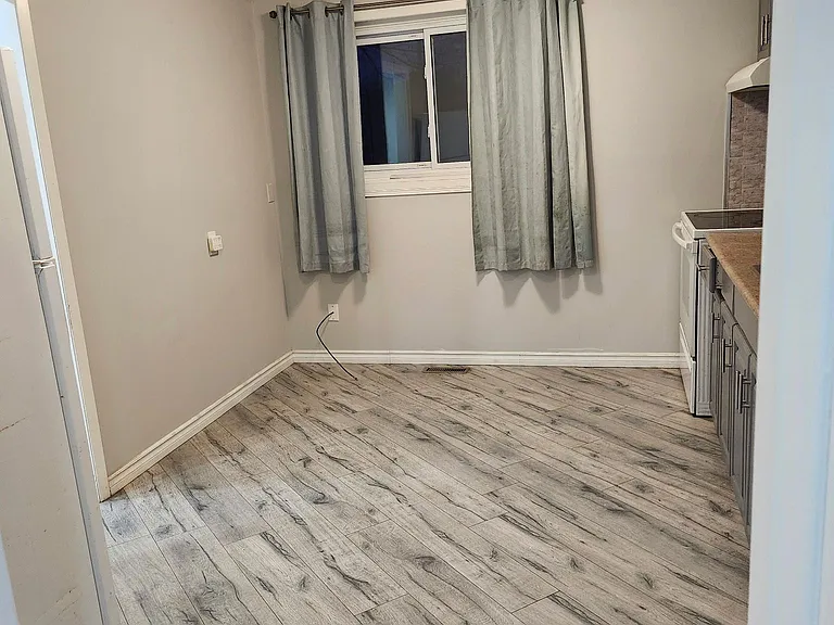 6 Wall Ct #MAIN — Photo 12