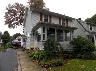 35 Pontiac Dr, Rochester, NY 14617