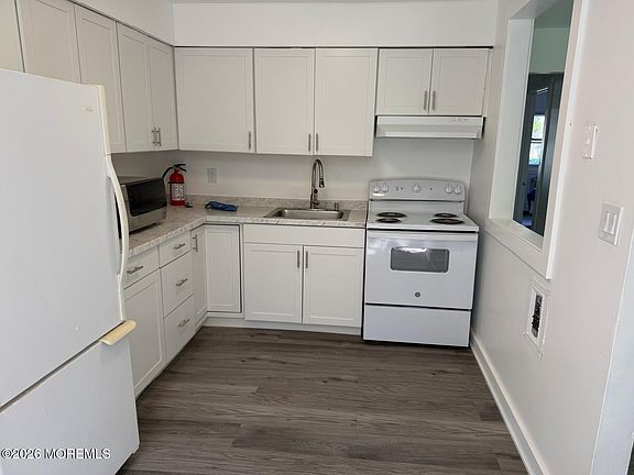 5th image of 735 Greens Avenue #18A