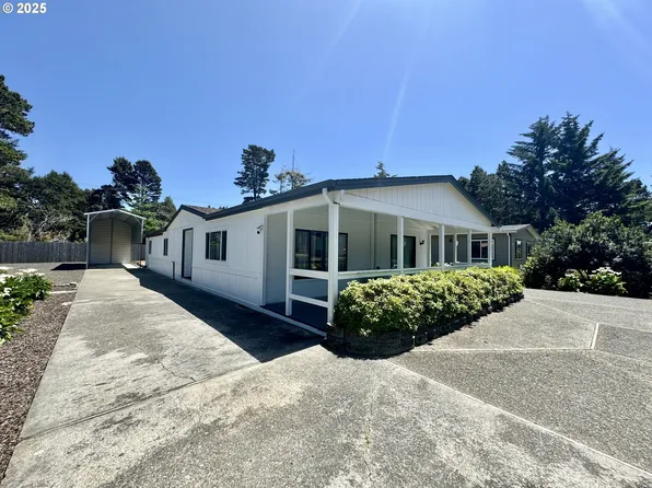 1601 Rhododendron Dr Space 676, Florence, OR 97439