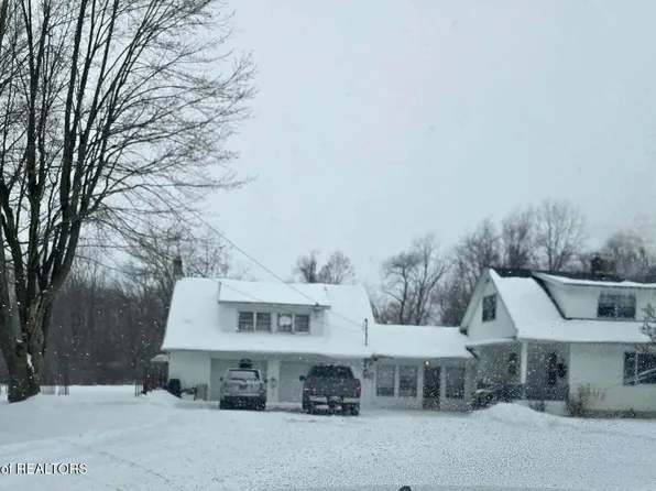 8655 W Herbison Rd, Eagle, MI 48822