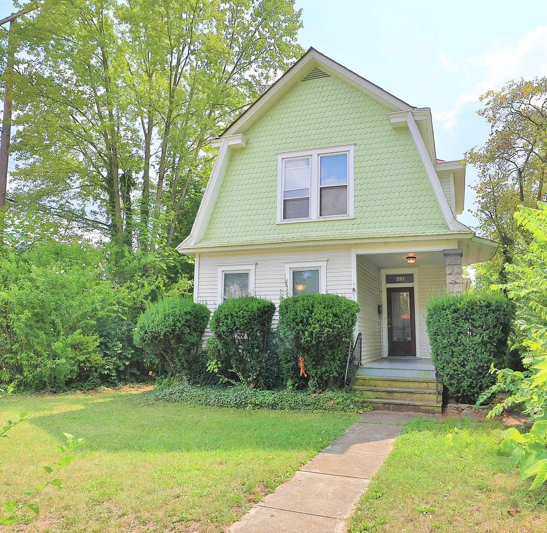 5 Bedroom Quiet OSU North Campus private home — Photo 1