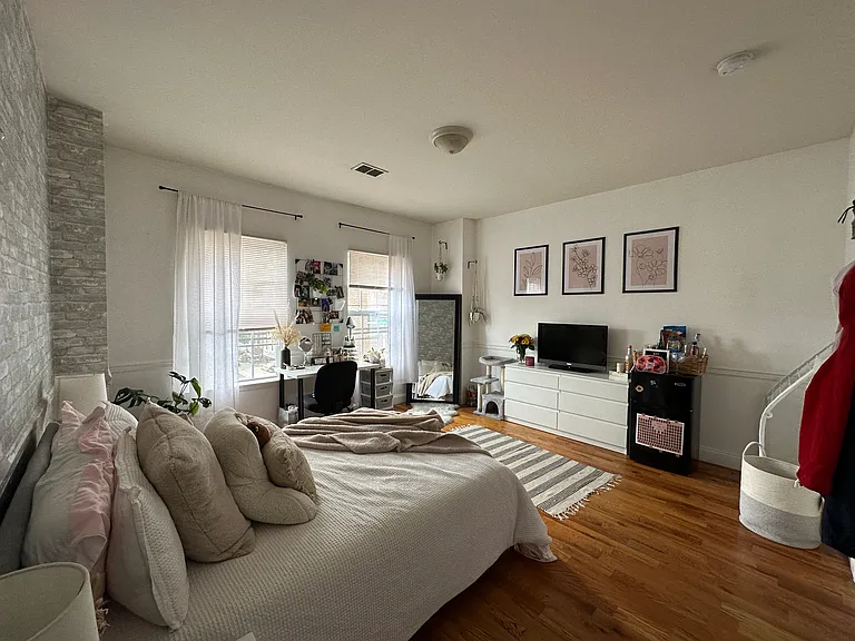 1820 W Norris St #2 — Photo 1
