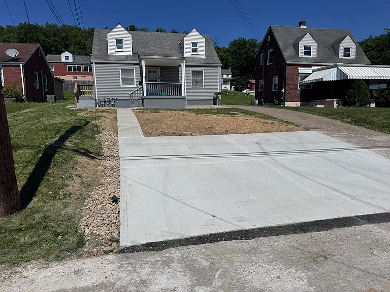 1827 California Ave — Photo 4