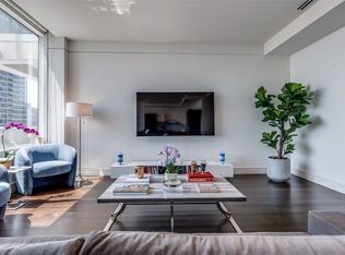 2408 Victory Park Ln APT 1132, Dallas, TX 75219