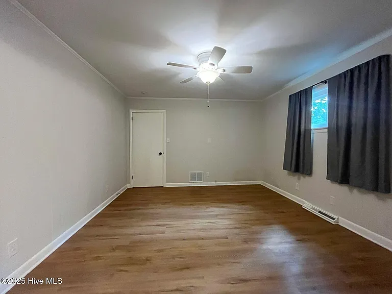 440 E Massachusetts Ave — Photo 22