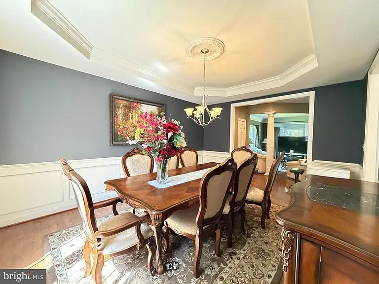 9804 Anvil Ct — Photo 5