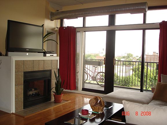 3rd image of 1524 S Sangamon St Unit 513S