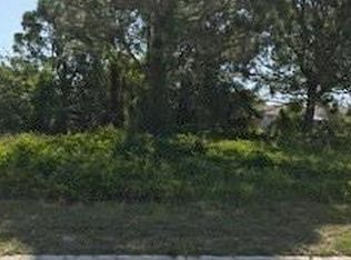 2016 7th Dr SW, Vero Beach, FL 32962