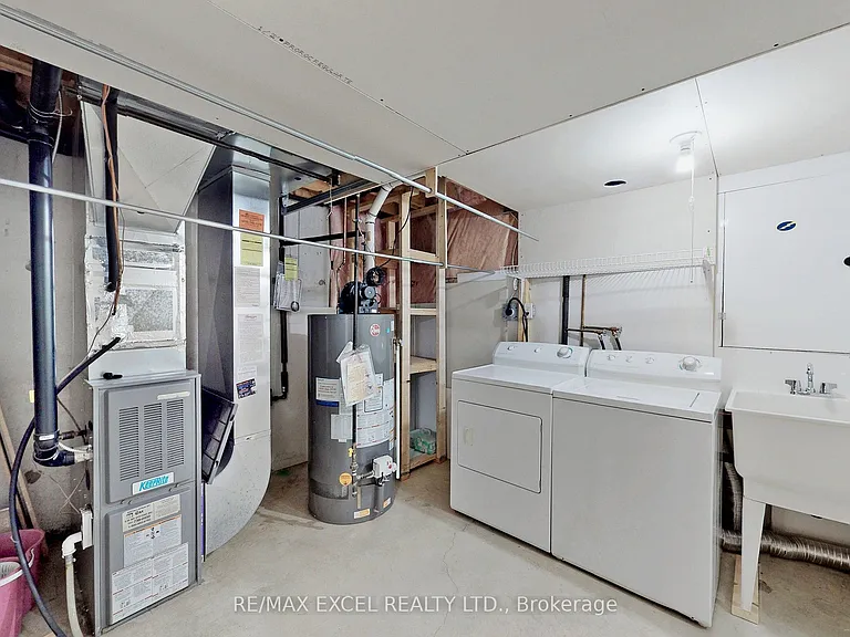 24 John Gary Dr — Photo 34