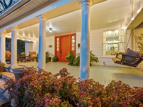 1106 W End Blvd, Winston Salem, NC 27101