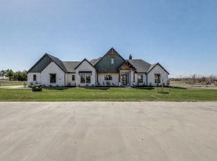 820 Evergreen Way, Nevada, TX 75173