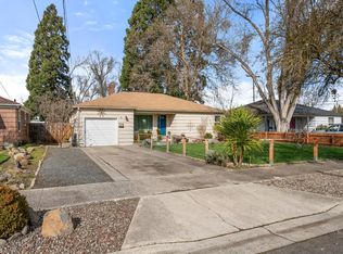 1008 Mount Pitt Ave, Medford, OR 97501