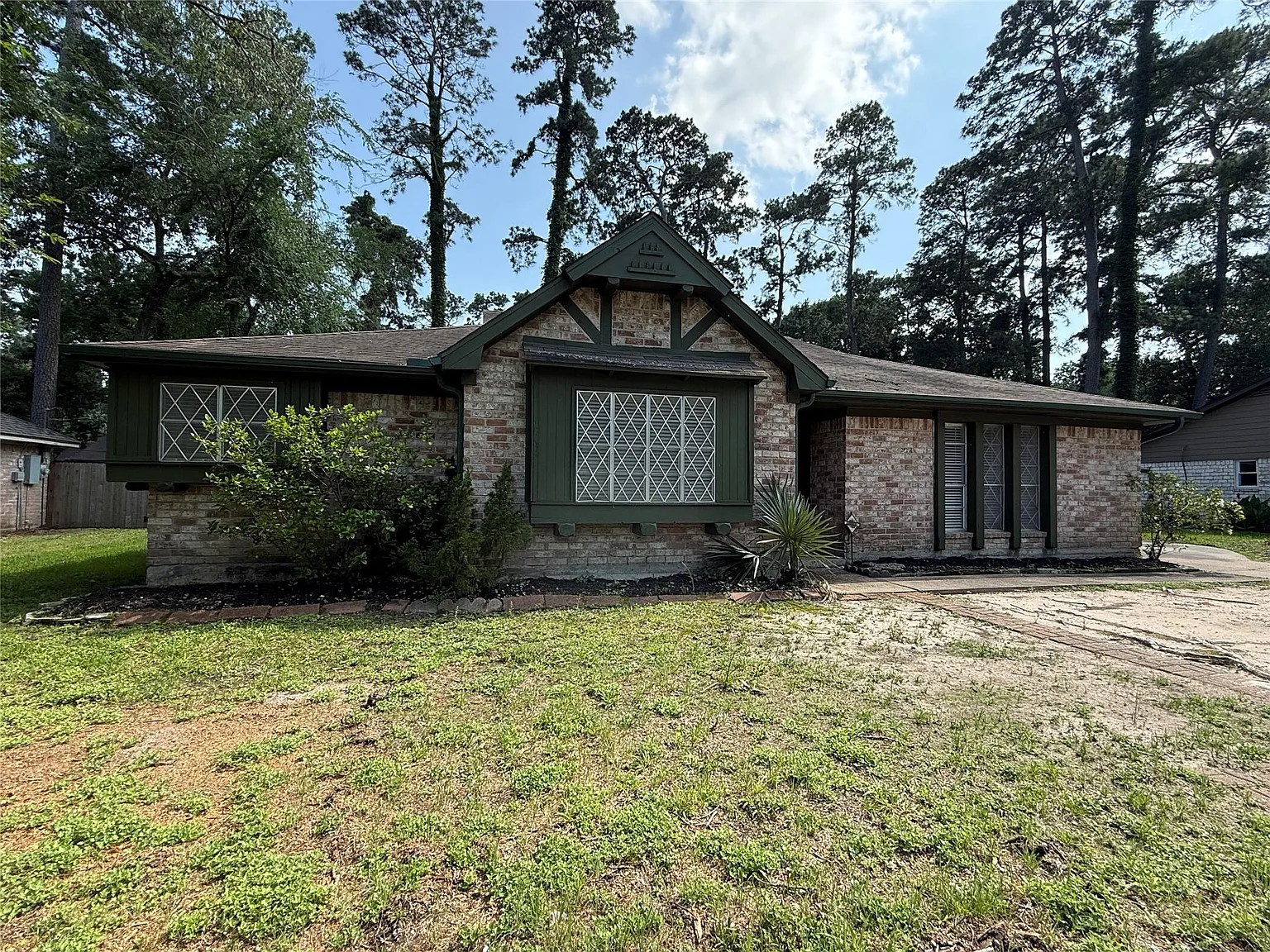 3 bed, 2.0 bath, 1451 sqft, $1,800 — Photo 3