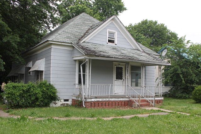 1st image of 705 N Grand St