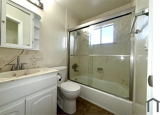 4th image of 2256 Deborah Dr APT C