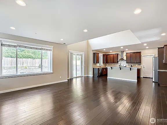 944 SW 108th St SW — Photo 13