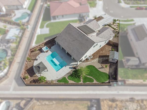 801 Howard Street, Kingsburg, CA 93631
