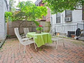 Sold by Avenue Sotheby's International Realty