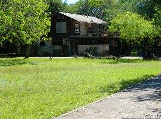 8394 Rochelle Rd, San Antonio, TX 78240