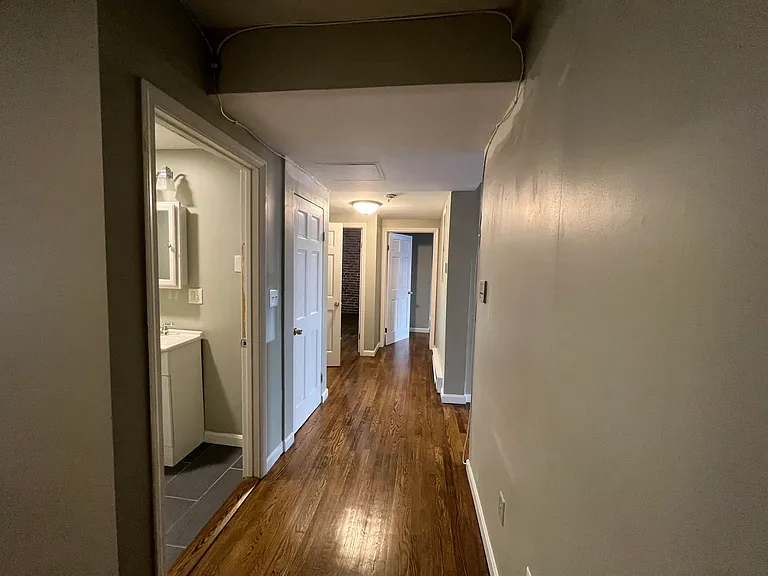 4 Michelangelo St #2 — Photo 17