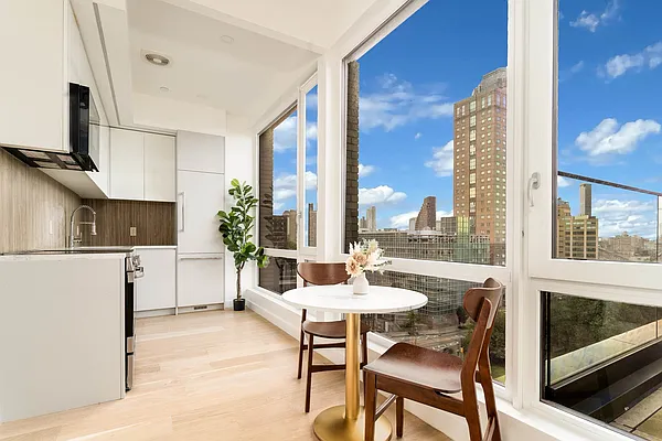 Rented by Doorway NYC, LLC | media 18